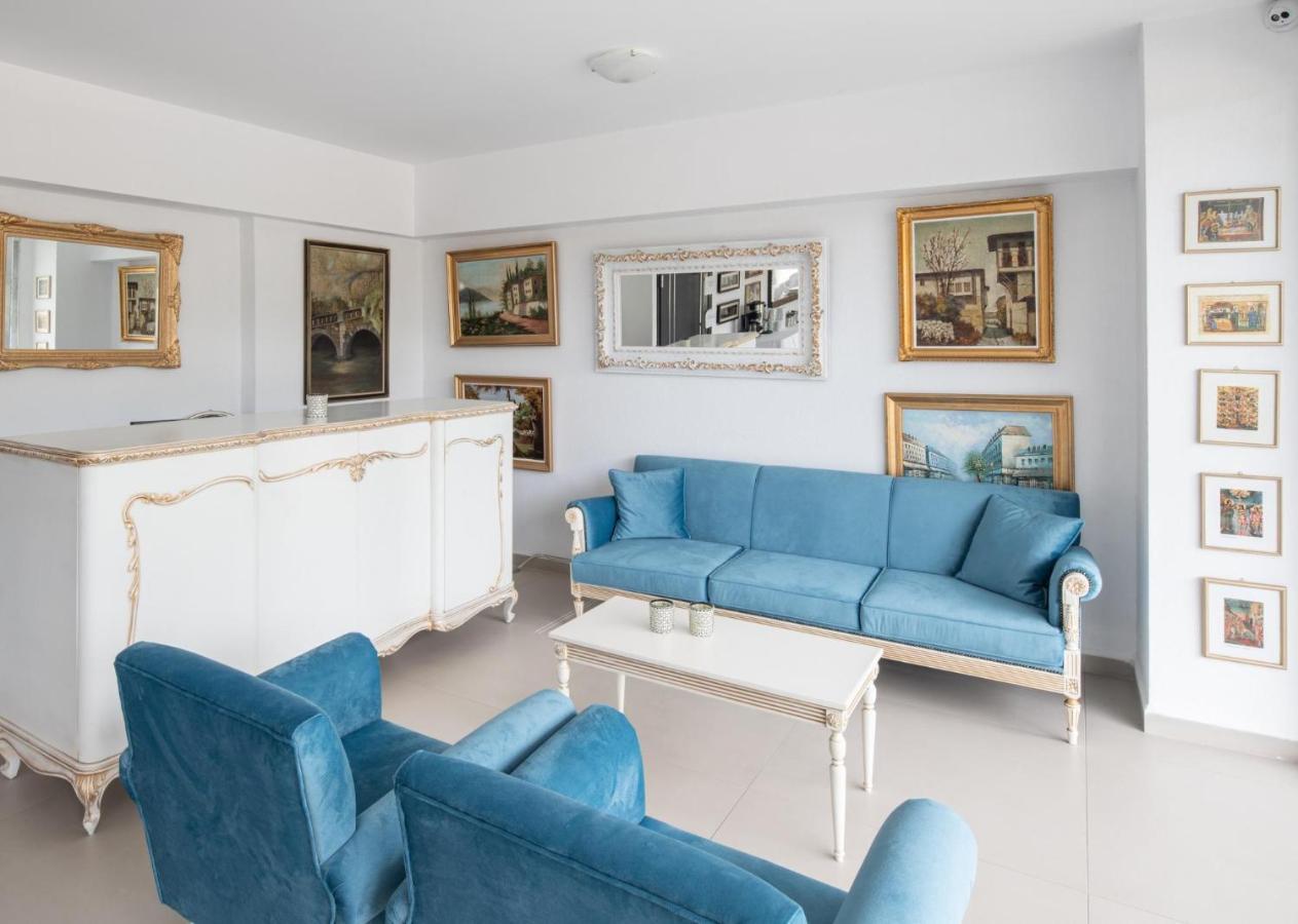 Nea Kallikrateia Light Blue Hotel מראה חיצוני תמונה