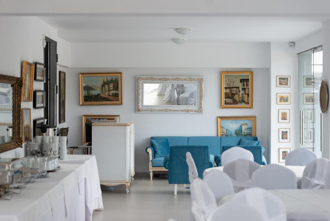 Nea Kallikrateia Light Blue Hotel מראה חיצוני תמונה