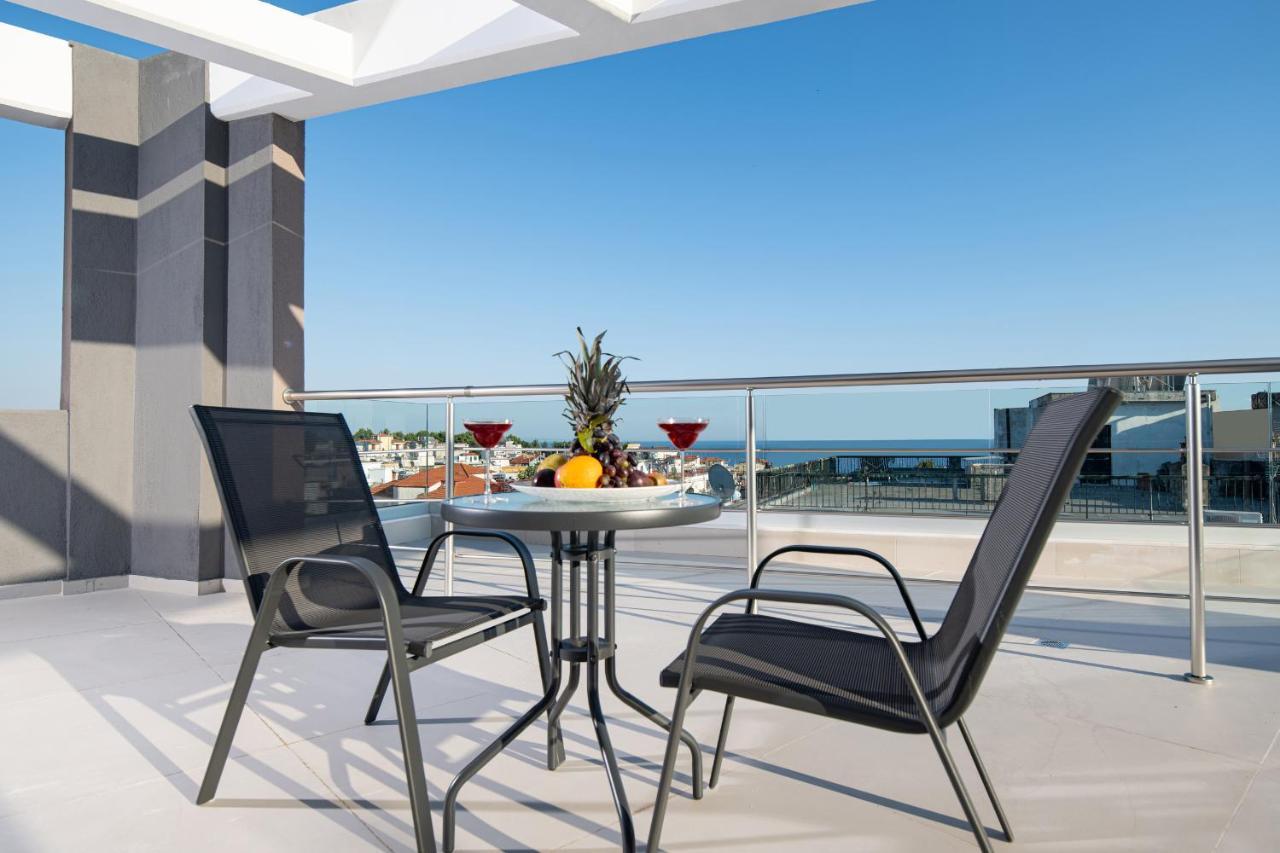 Nea Kallikrateia Light Blue Hotel מראה חיצוני תמונה